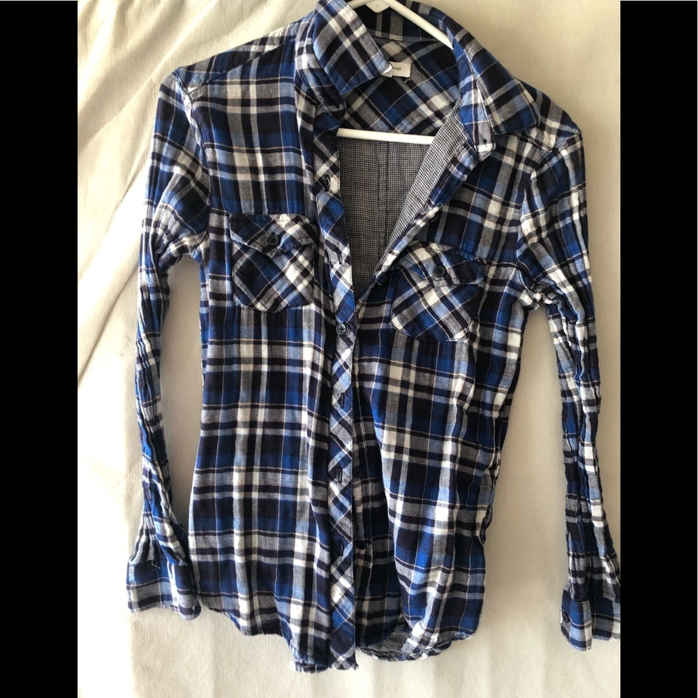 Blue plaid button up